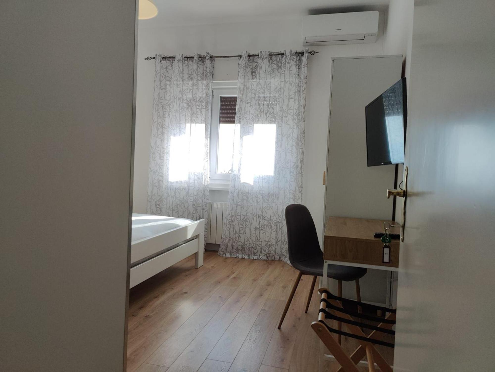 Bed And Breakfast Cattinara Триест Екстериор снимка